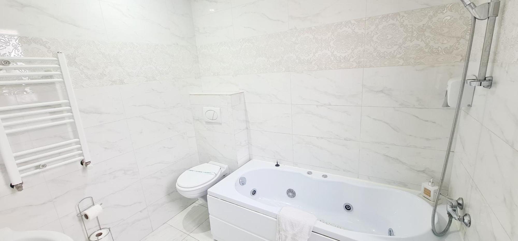 Pensiunea Red Rose Apartments Тимишоара Экстерьер фото